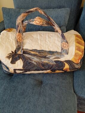 Quilted Horse-Print Duffel Bag in Navy and Cream